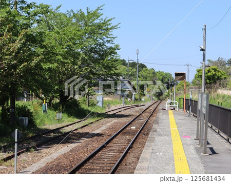 久留里線上総亀山駅のホーム 125681434