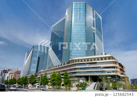 東京都港区高輪の高輪ゲートウェイシティ 125682543