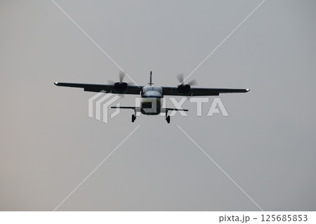 プロペラ機 飛行機 航空機 125685853