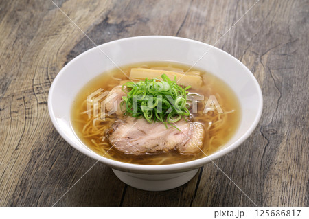 淡麗系醤油ラーメン 125686817