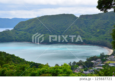 ハートが見える風景　奄美大島　 125687721