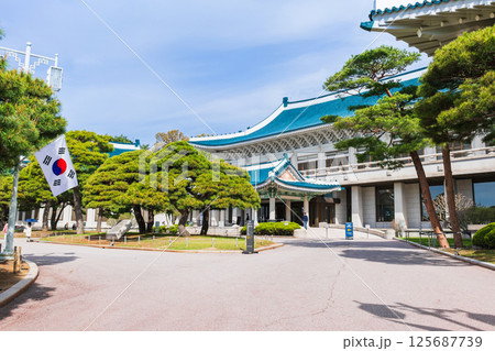 ソウル 韓国大統領府 青瓦台(チョンワデ) ソウル 韓国大統領府 青瓦台(チョンワデ) 125687739