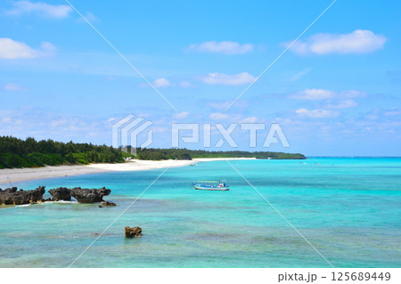 与論島 大金久海岸 与論島 大金久海岸 125689449