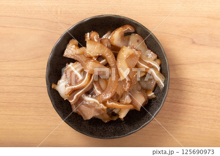 ［沖縄県産］豚顔皮　チラガースモーク 125690973