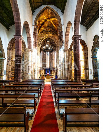 Silves, Portugal - Feb 21, 2025: Interior of Catedral da Se, Se Cathedral at Silves, Portugal. Silves, Portugal - Feb 21, 2025: Interior of Catedral da Se, Se Cathedral at Silves, Portugal. 125691940