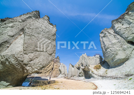 「青森県」仏ヶ浦の風景　佐井村 125694241