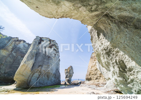 「青森県」仏ヶ浦の風景　佐井村 125694249
