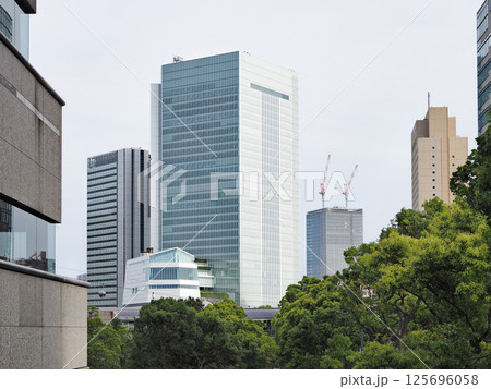 横浜市役所 125696058