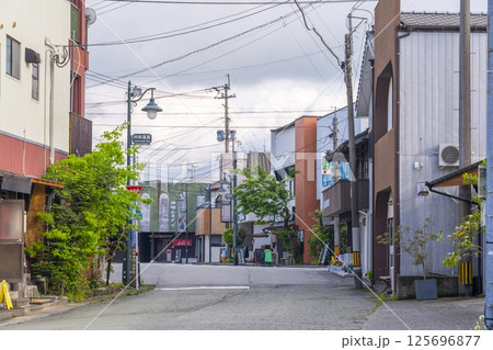 阿蘇内牧温泉　昭和レトロな街並み 125696877