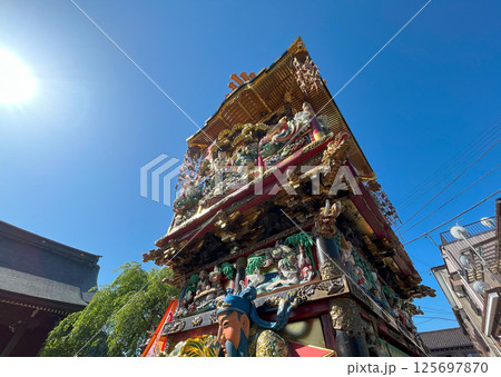 越中八尾曳山祭 上新町の曳山 125697870