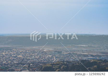 島田市の矢倉山岩場展望台から見た風景(静岡県) 125698242