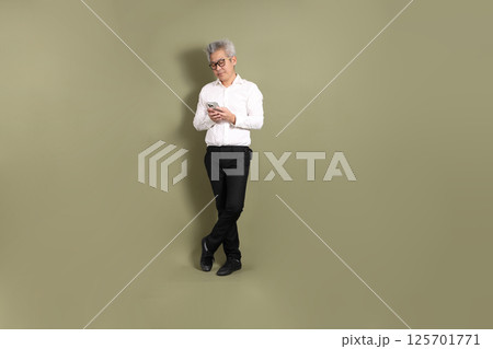 Active Senior Businessman Active Senior Businessman 125701771