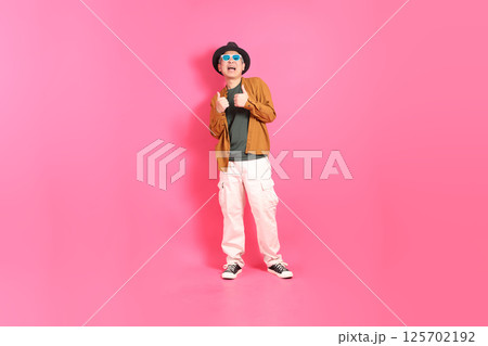 Active Senior Man 125702192