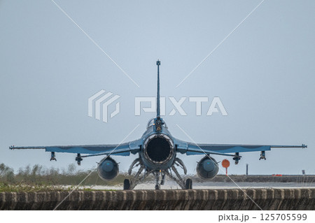 航空自衛隊　航空ショー 125705599