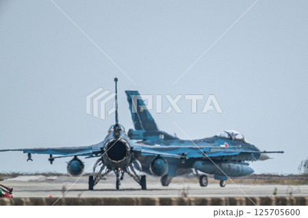 航空自衛隊　航空ショー 125705600