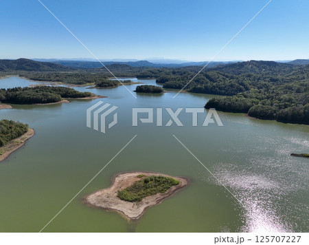 【空から見る北海道】　朱鞠内湖のひとときの夏 125707227