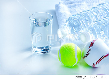 水分補給 スポーツ 熱中症対策 水分補給 スポーツ 熱中症対策 125711000