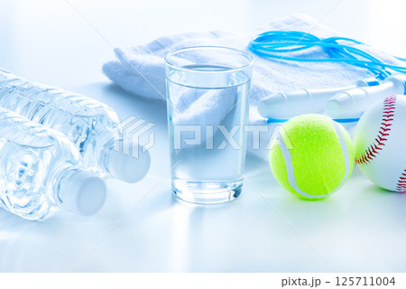 水分補給　スポーツ　熱中症対策 125711004