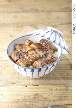 熱々鰻丼 125712289