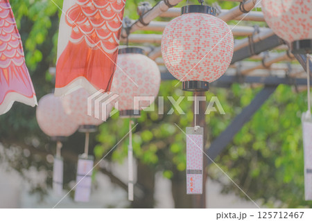 さくら柄の提灯 125712467