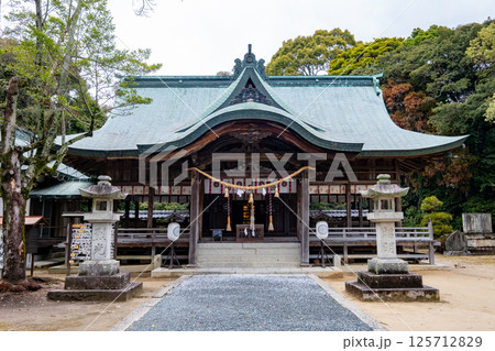 周防国一宮　玉祖神社　拝殿　山口県防府市大崎 125712829