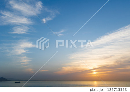 淡路サービスエリア（下り）の日の出 125713538