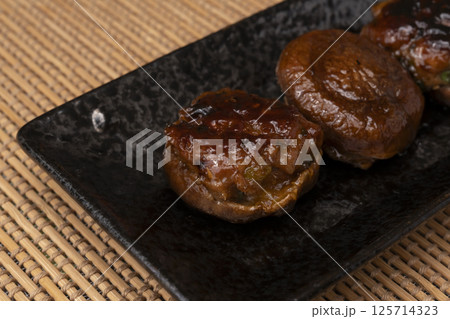 椎茸の肉詰め 椎茸の肉詰め 125714323