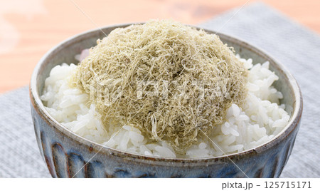 とろろ昆布ご飯 （ とろろ昆布丼 ） 125715171
