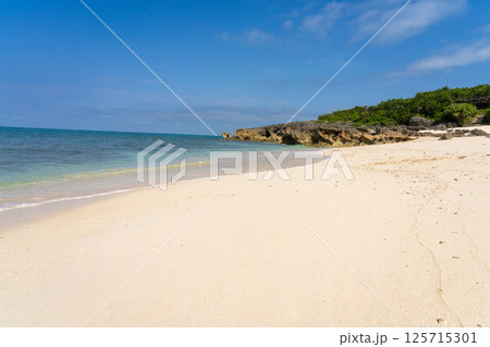 来間島　ムスヌン浜の美しいビーチ 125715301