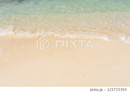 来間島　ムスヌン浜の美しいビーチ 125715303