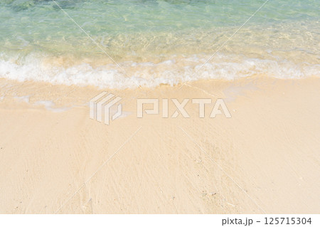 来間島　ムスヌン浜の美しいビーチ 125715304