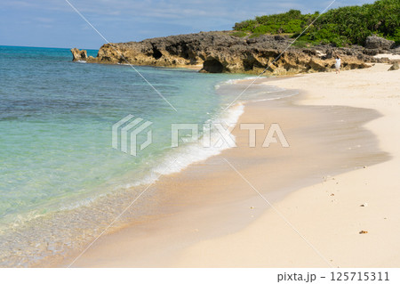 来間島 ムスヌン浜の美しいビーチ 来間島 ムスヌン浜の美しいビーチ 125715311