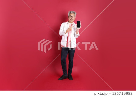 Active East Asian Man 125719982