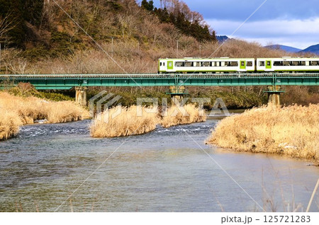 JR釜石線 猿ヶ石川橋梁 125721283