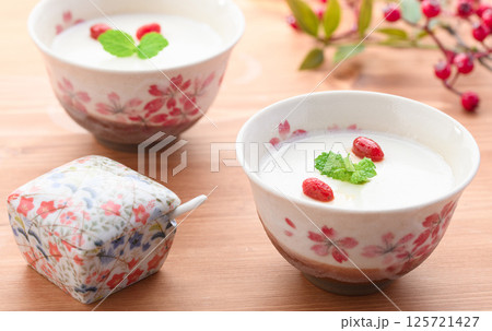 杏仁豆腐 125721427