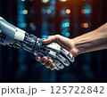 握手する男性とロボット 125722842