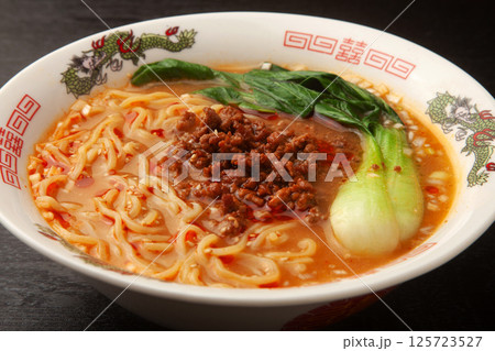 坦々麺 125723527
