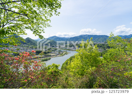 石楯山の山頂から見た景色(神奈川県相模原市名倉) 石楯山の山頂から見た景色(神奈川県相模原市名倉) 125723979
