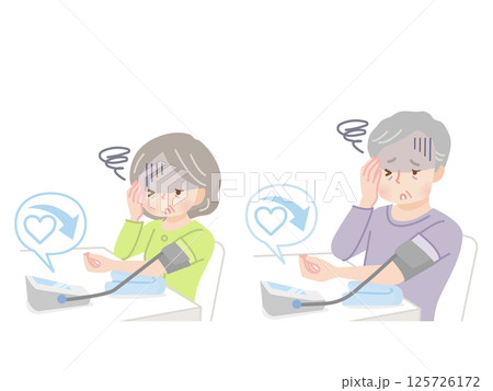 血圧を測るシニア夫婦_低血圧 125726172