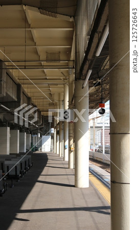 （福山駅）3番ホーム 125726643