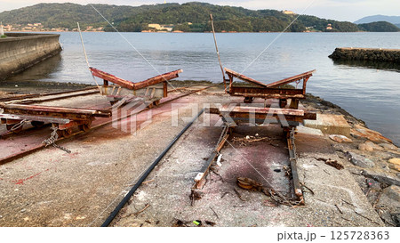 寺島と大村湾の自然風景 寺島と大村湾の自然風景 125728363