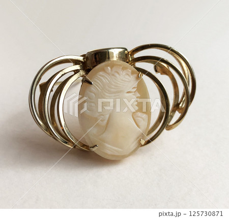 Womens brooch fashion accessory vintage product photo Womens brooch fashion accessory vintage product photo 125730871