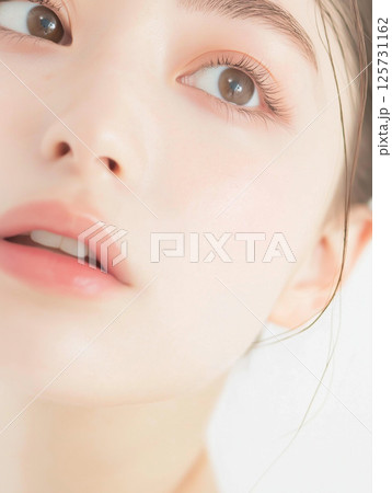 美しい女性のアップ 美しい女性のアップ 125731162