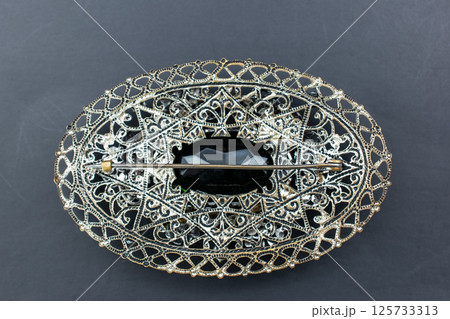 Flat display brooch handmade vintage look for women Flat display brooch handmade vintage look for women 125733313
