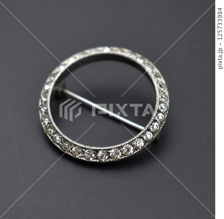 Handmade brooch product image floral vintage style for women Handmade brooch product image floral vintage style for women 125733984