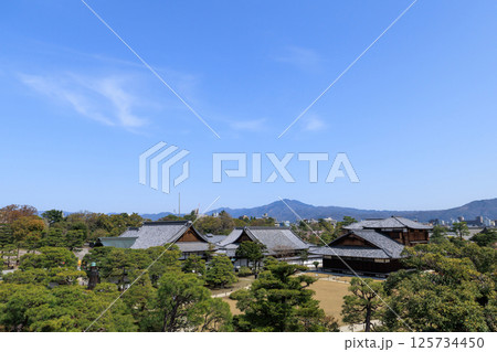 京都 春の二条城 本丸御殿 (京都府京都市中京区) 京都 春の二条城 本丸御殿 (京都府京都市中京区) 125734450