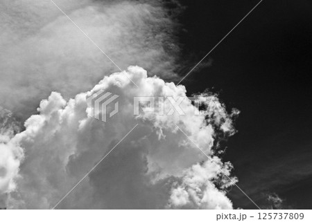 サンパウロの入道雲と空　ブラジル 125737809