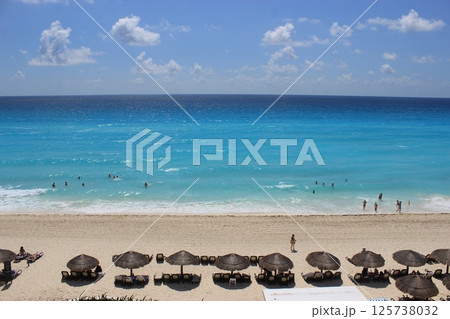 青い海と純白の砂で世界中から愛されるメキシコ随一リゾート、カンクン！オールインクルーシブホテル宿泊 125738032