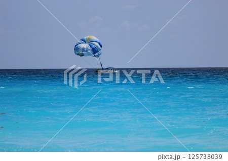 青い海と純白の砂で世界中から愛されるメキシコ随一リゾート、カンクン!オールインクルーシブホテル宿泊 青い海と純白の砂で世界中から愛されるメキシコ随一リゾート、カンクン!オールインクルーシブホテル宿泊 125738039