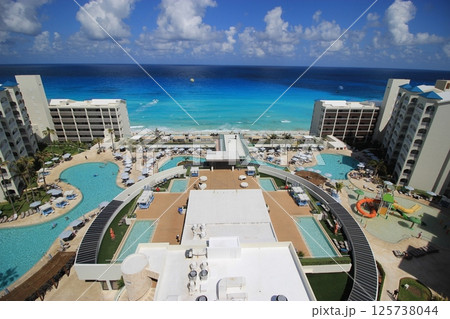 青い海と純白の砂で世界中から愛されるメキシコ随一リゾート、カンクン！オールインクルーシブホテル宿泊 125738044